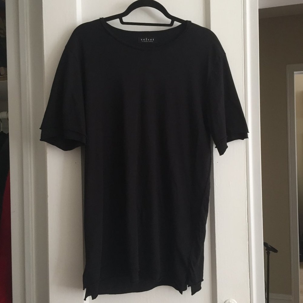 NWOT Mens Layered Black T-Shirt by Velvet - Size M